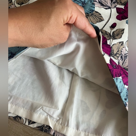 Ann Taylor Floral Tapestry Pencil Skirt sz 0 - Picture 4 of 9